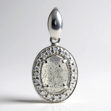 Ciondolo in argento con Labradorite