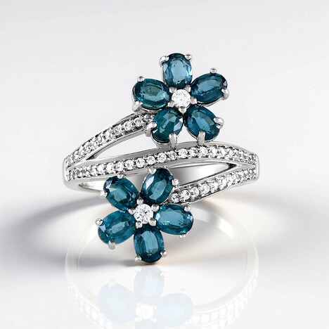 Anello in argento con Cianite Blu Foglia di Tè