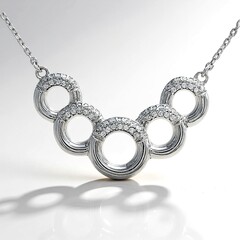 Collana in argento con Zircone