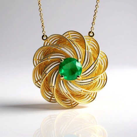 Collier en or et Emeraude de Zambie (Ornaments by de Melo)