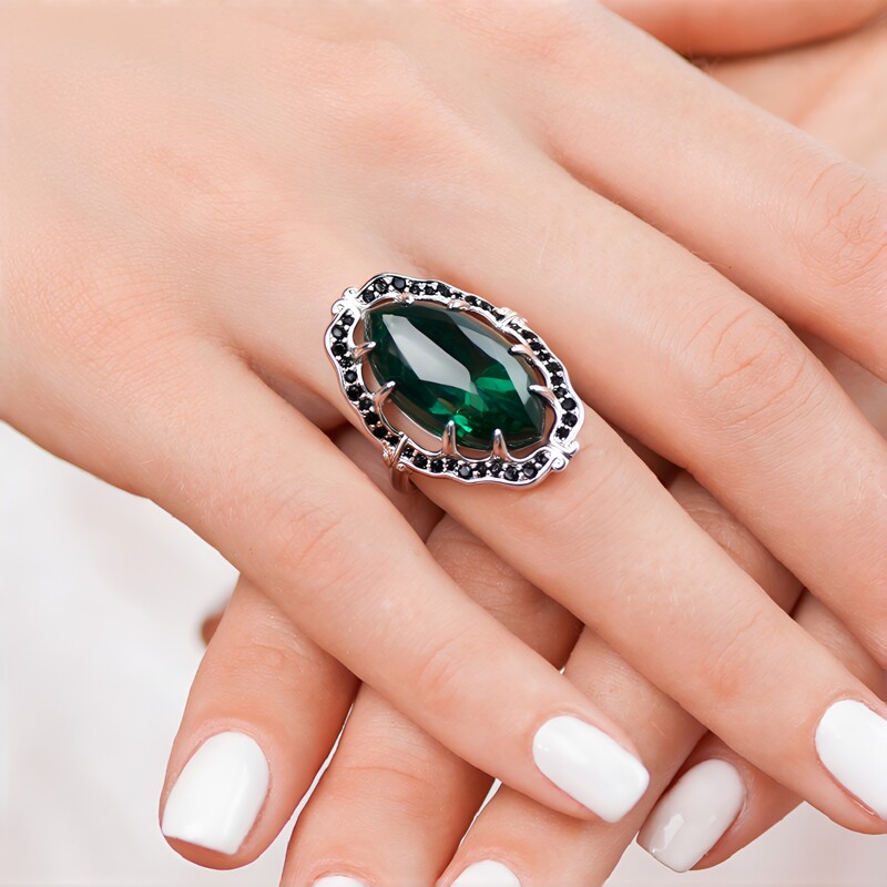 Bague en argent et Agate mousse