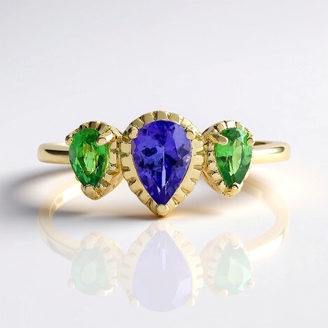 Anello in oro con Tanzanite