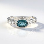 Anello in argento con Fluorite Blu Caraibico