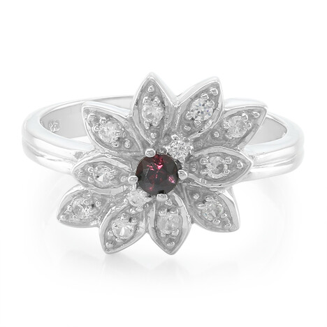 Zilveren ring met een Malawi robijn