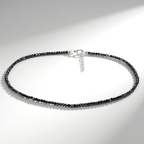Collana in argento con Ematite Nera