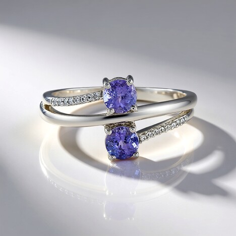 Anello in argento con Tanzanite