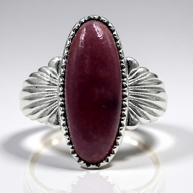 Anillo en plata con Lepidolita