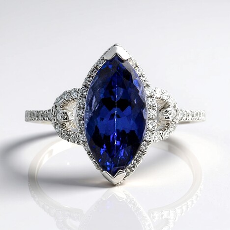 Anello in oro con Tanzanite AAA (CIRARI)