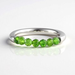 Anello in argento con Diopside Russo