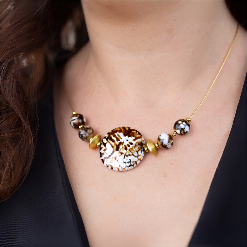 Edelstalen halsketting met een agaat