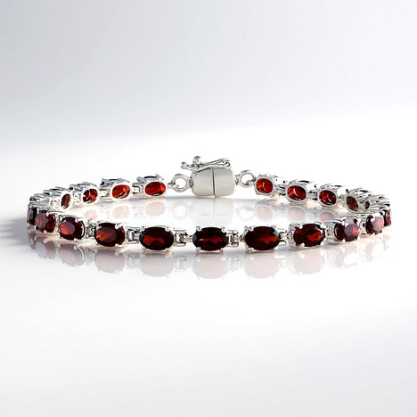 Bracciale in argento con Granato Mozambico