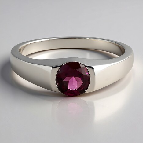 Anello in argento con Rodolite