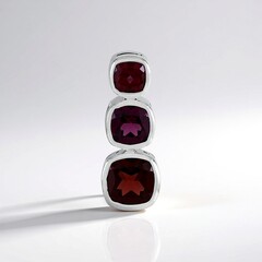 Ciondolo in argento con Granato Mozambico (MONOSONO COLLECTION)