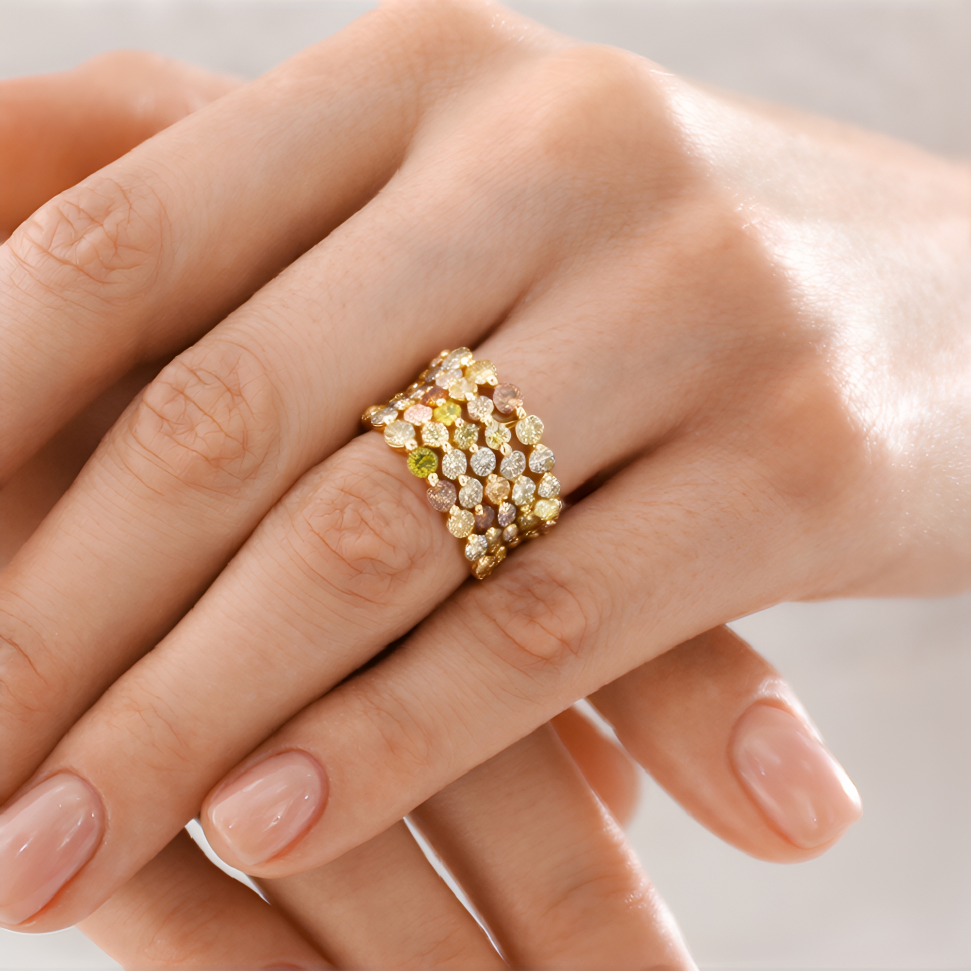 Bracciale In Oro Giallo 18 Kt. Con 3 Pendenti In Pavé Di Diamanti Anniversary Glam Recarlo