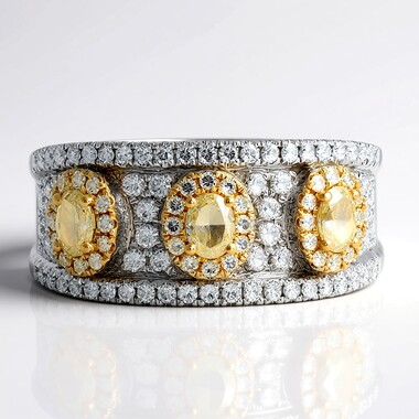 Anillo en oro con Diamante amarillo SI2 (CIRARI)