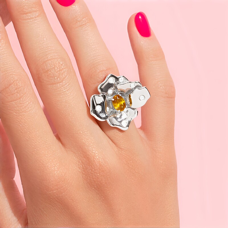 Anillo en plata con Zircón amarillo (SAELOCANA)
