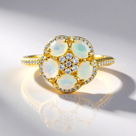 Anello in argento con Opale di Welo