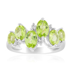 Anillo en plata con Peridoto de Jilin (de Melo Essence)