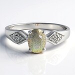 Anello in argento con Labradorite