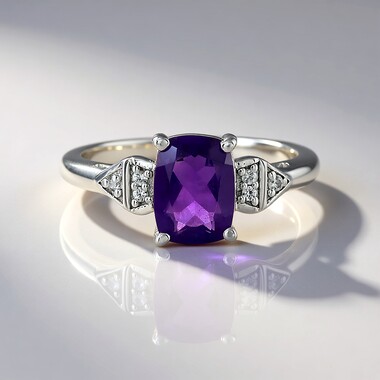 Anillo en plata con Amatista