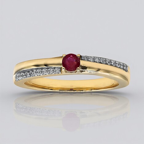 Bague en or et Béryl rouge