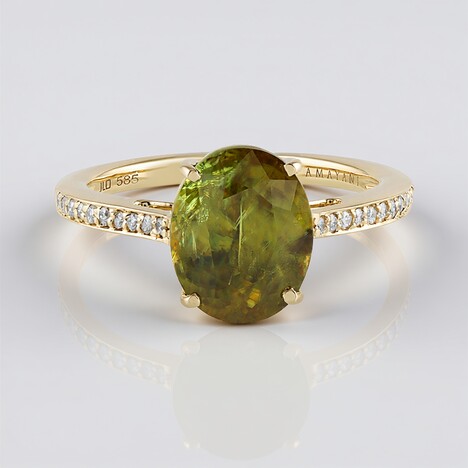 Anello in oro con Sfene (AMAYANI)
