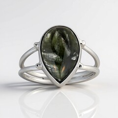 Anello in argento con Serafinite (Bali Barong)