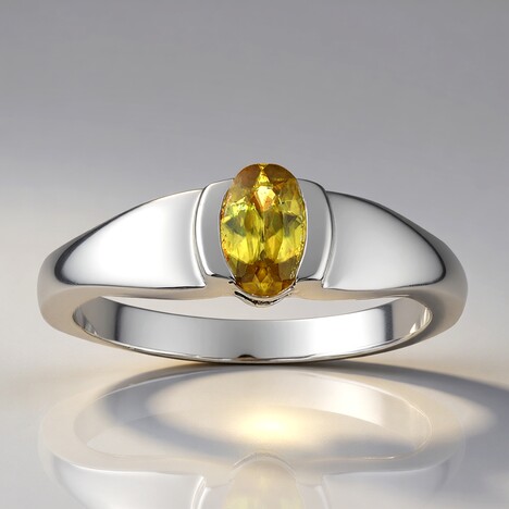 Anello in argento con Sfene