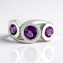Anello in argento con Ametista Siberiana