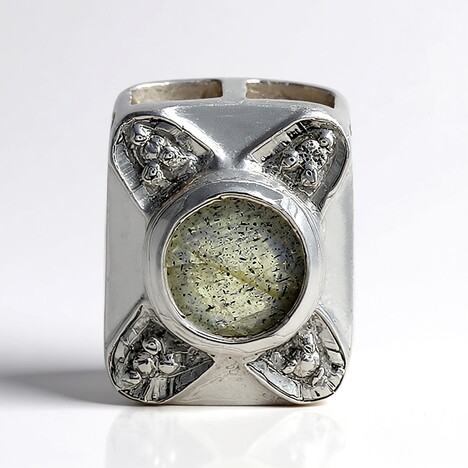 Ciondolo in argento con Spectrolite