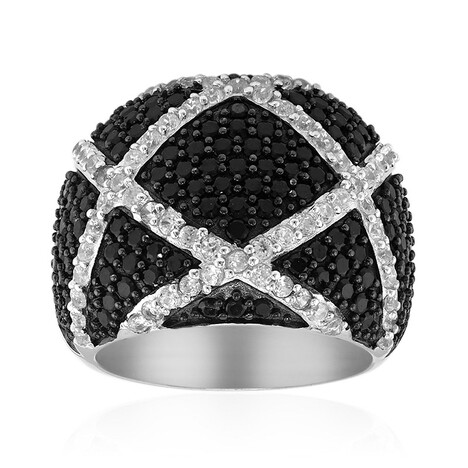 Bague en argent et Spinelle noir