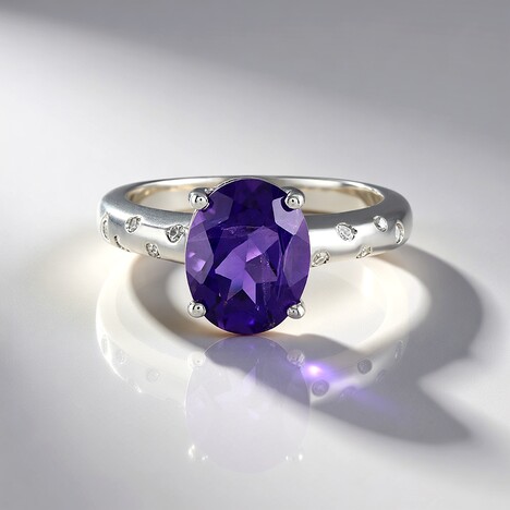 Anello in argento con Ametista Siberiana