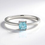 Anello in argento con Zircone Ratanakiri
