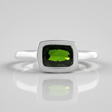Anello in argento con Diopside Russo