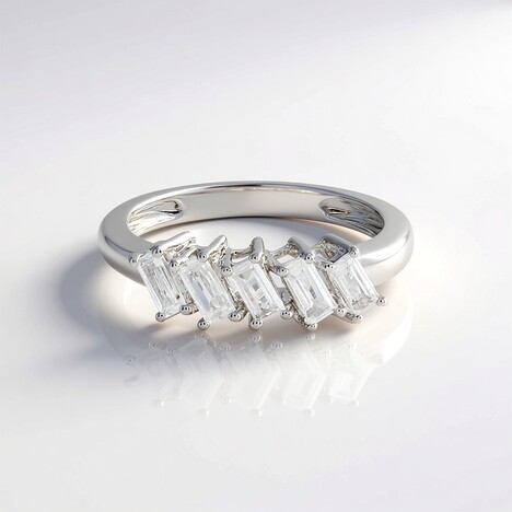 Anello in argento con Zircone