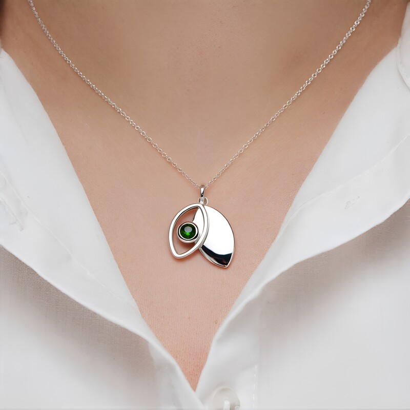 Colgante en plata con Turmalina verde de Brasil (Pallanova)