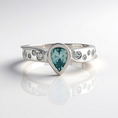 Anello in argento con Zircone Ratanakiri
