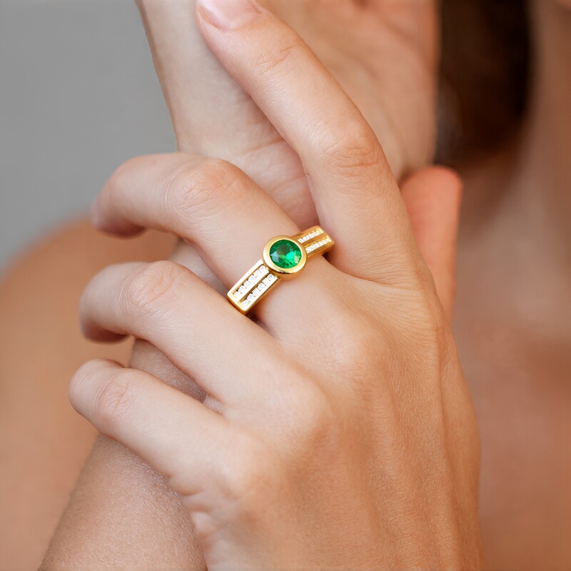 9K Colombian Emerald Gold Ring (de Melo)