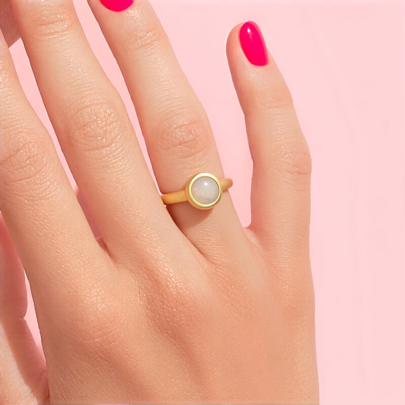 Anillo en plata con Ópalo de Welo (MONOSONO COLLECTION)