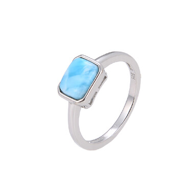 Anello in argento con Larimar