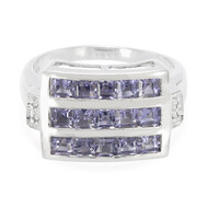 Anello in argento con Iolite del Madagascar