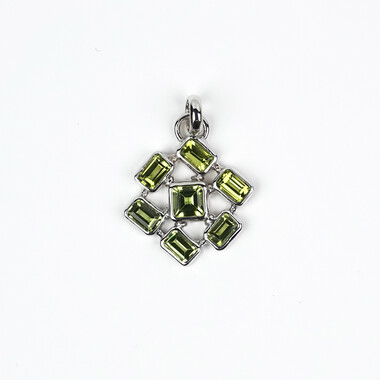 Ciondolo in argento con Peridoto