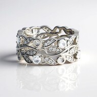 Anillo en plata con Zircón (de Melo Essence)