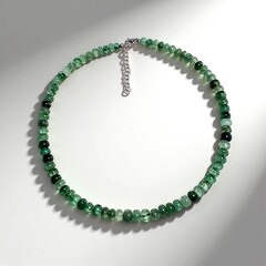 Collana in argento con Quarzo Verde Fragola
