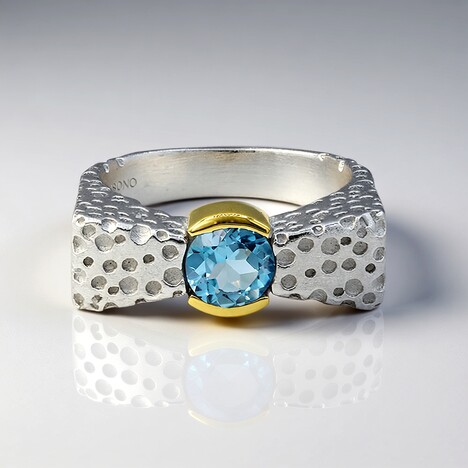 Bague en argent et Topaze bleu Suisse (MONOSONO COLLECTION)