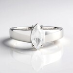 Anello in argento con Zircone