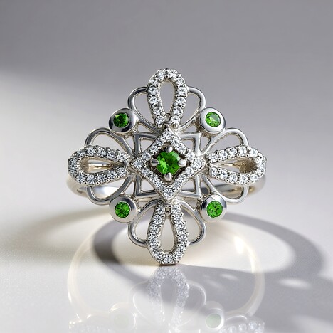 Anello in argento con Diopside Russo