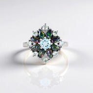 Anillo en plata con Ópalo de Mezezo