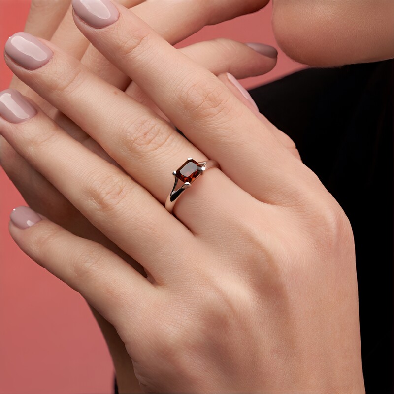 Bague en argent et Zircon rose