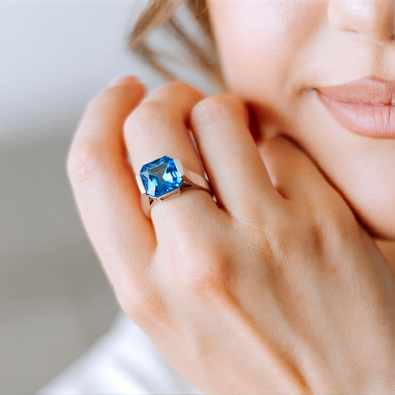 Marambaia Topaz Silver Ring